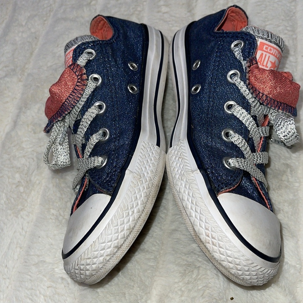 Converse - Picture 3 of 10